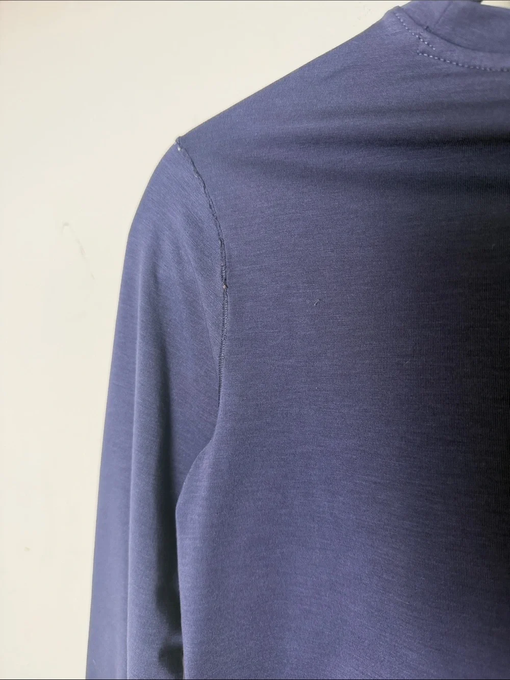 Old Navy Active Navy long sleeve boys size medium 8